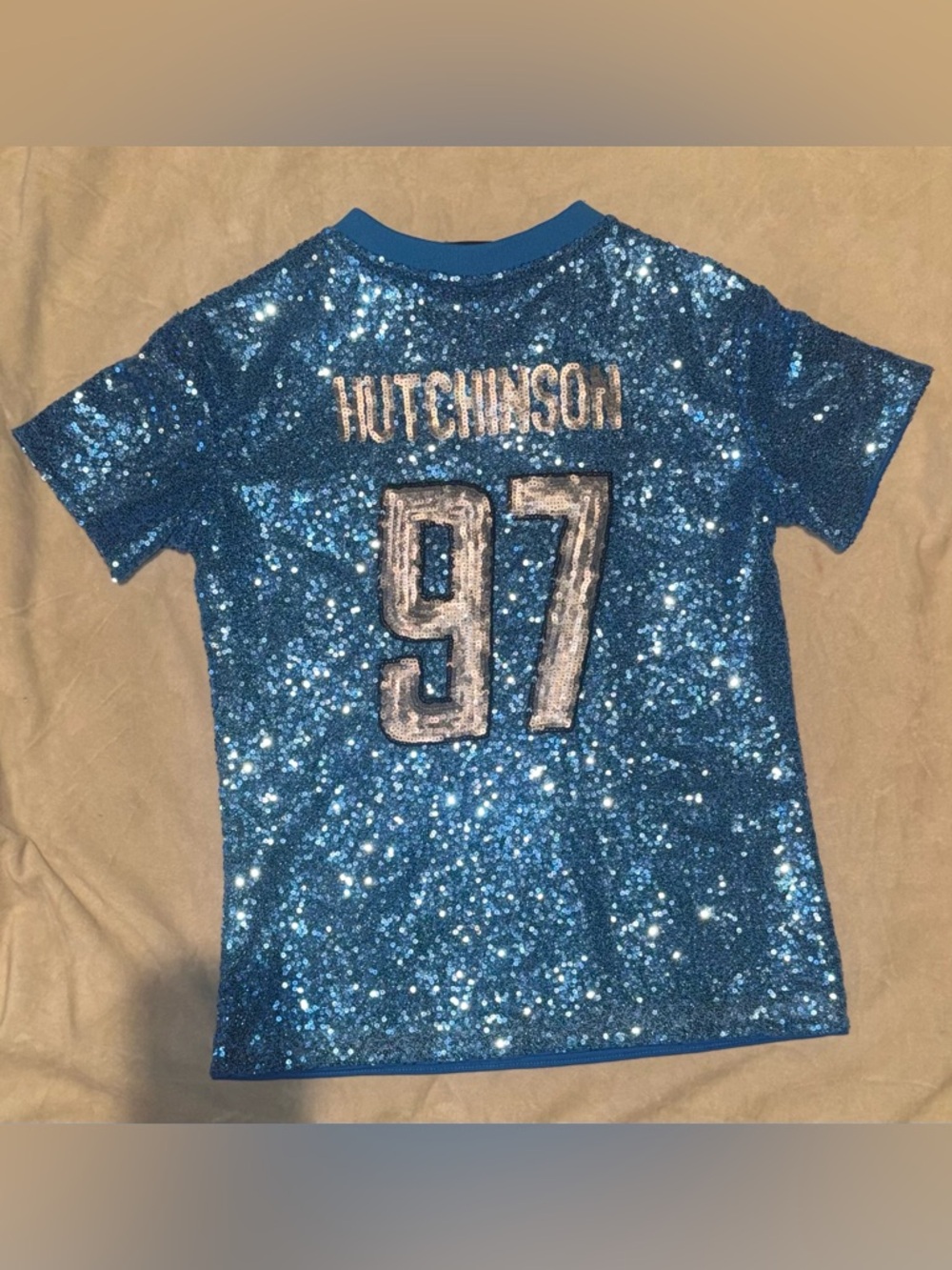 NWOT Girls Youth V-neck Detroit Lions Aiden Hutchinson  sequin Jersey #97 Sz 7/8